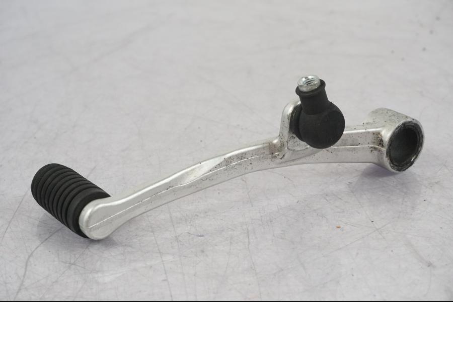 Baksidan på Växelpedal från en Yamaha MT-09 SP -2018 motorcykel.