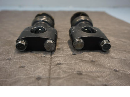 Höger sida på Styrfäste från en Suzuki DR 650 -1997 motorcykel.