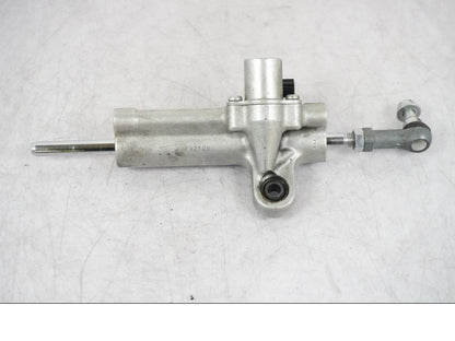 Snett uppifrån på Styrdämpare från en Suzuki GSX-R 1000 -2008 motorcykel.