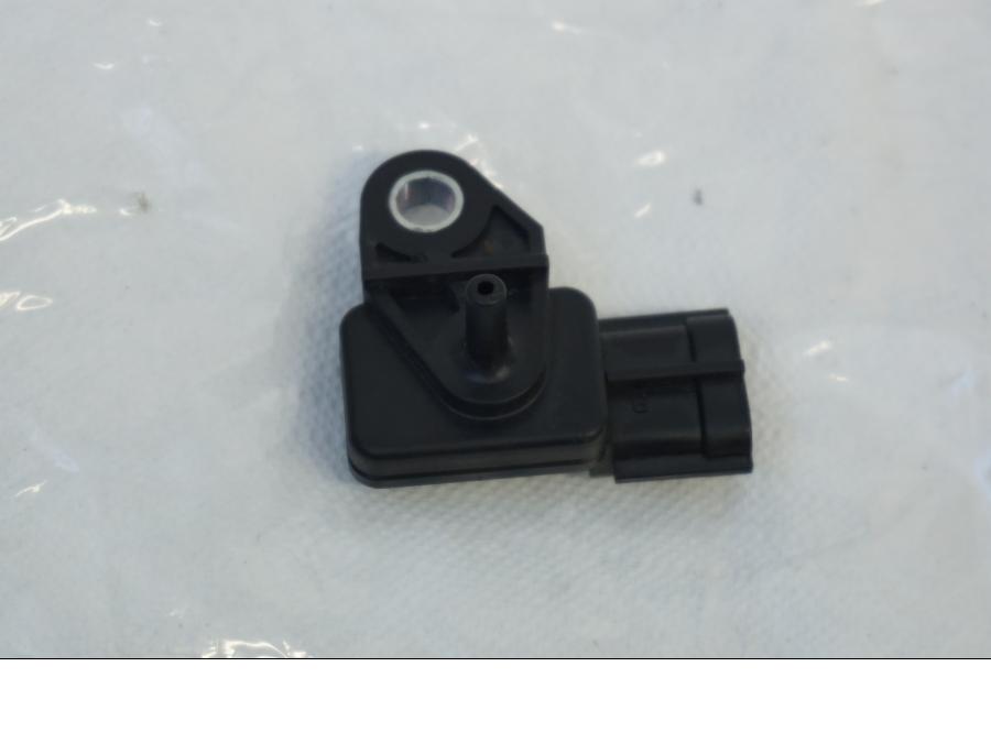 Baksidan på Mapsensor från en Kawasaki VN 900 -2006 motorcykel.