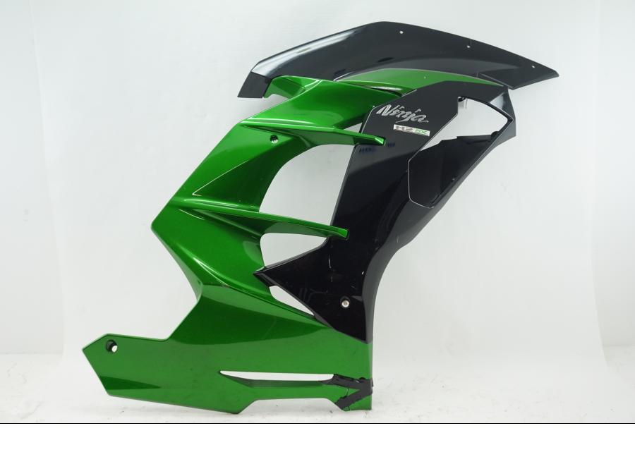 Framsidan på Sidkåpa från en Kawasaki Ninja H2 -2018 motorcykel.
