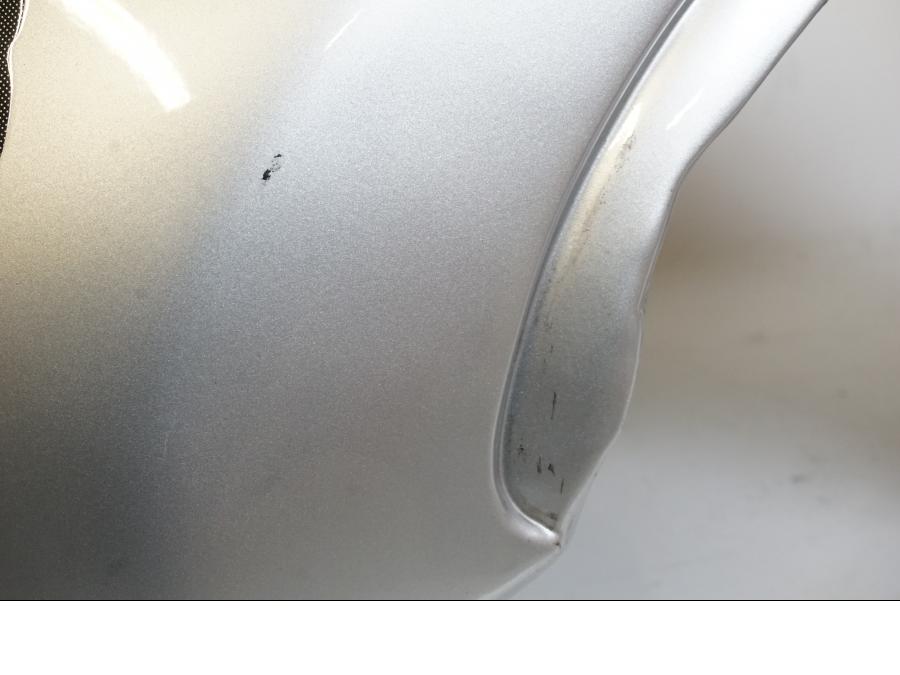 Extrabild4 på Bensintank från en Triumph Tiger -2001 motorcykel.