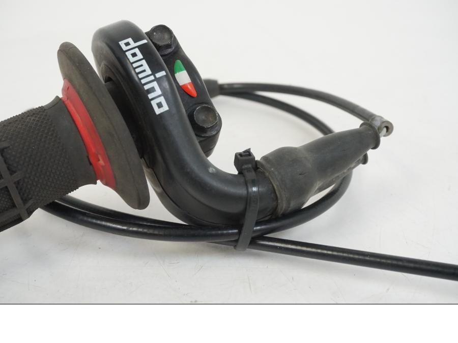 Extrabild2 på Gasreglage från en AJP PR7 -2021 motorcykel.