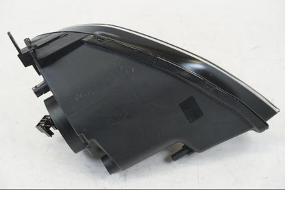 Extrabild3 på Strålkastare från en BMW S 1000 XR -2014 motorcykel.