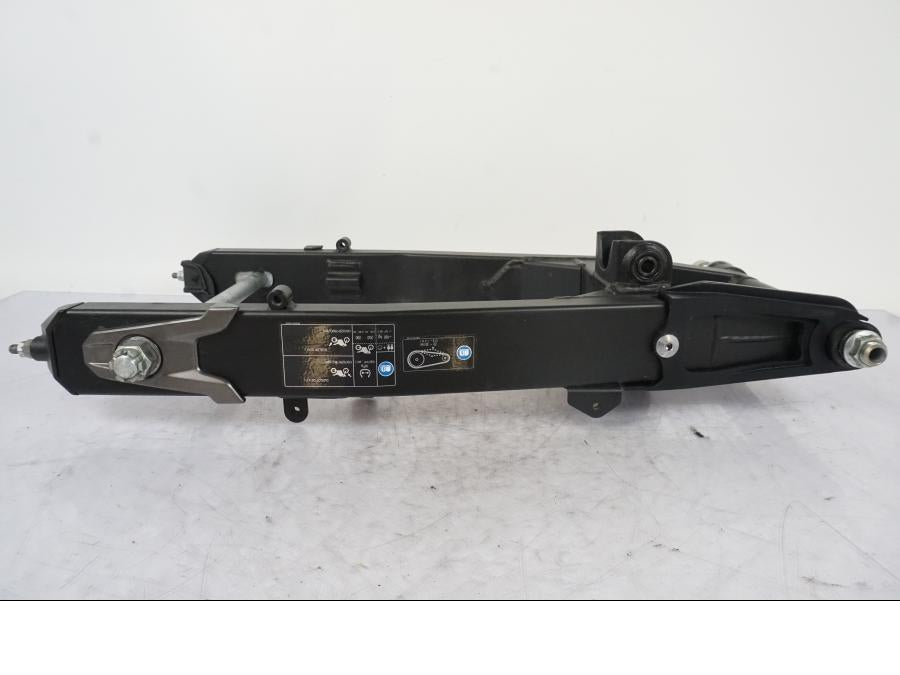 Baksidan på Sving från en Kawasaki Z 800 -2014 motorcykel.