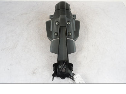 Extrabild1 på Skylthållare från en Yamaha MT-09 -2021 motorcykel.