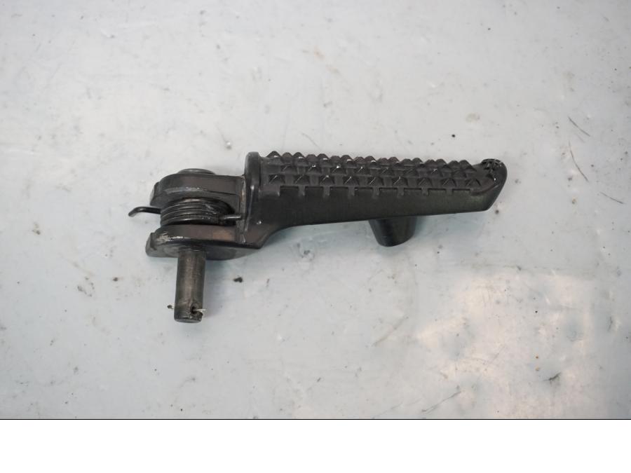 Framsidan på Fotpinne från en Honda CBR 1000 RR -2009 motorcykel.