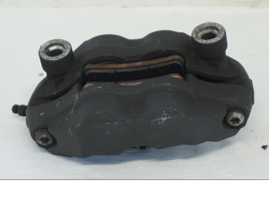 Höger sida på Bromsok från en Suzuki GSX-R 1000 -2006 motorcykel.