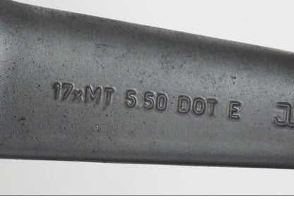 Vänster sida på Fälg från en KTM 950 SM -2006 motorcykel.