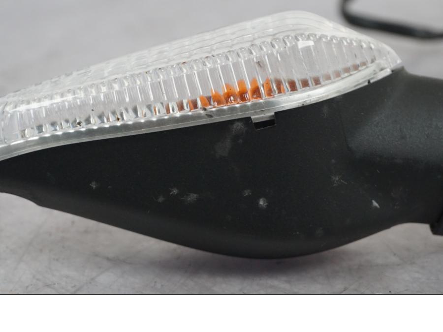 Vänster sida på Blinkers från en Ducati Panigale 959 -2016 motorcykel.