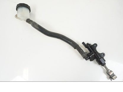 Framsidan på Bromshuvudcylinder från en Honda XL 1000 V -2008 motorcykel.