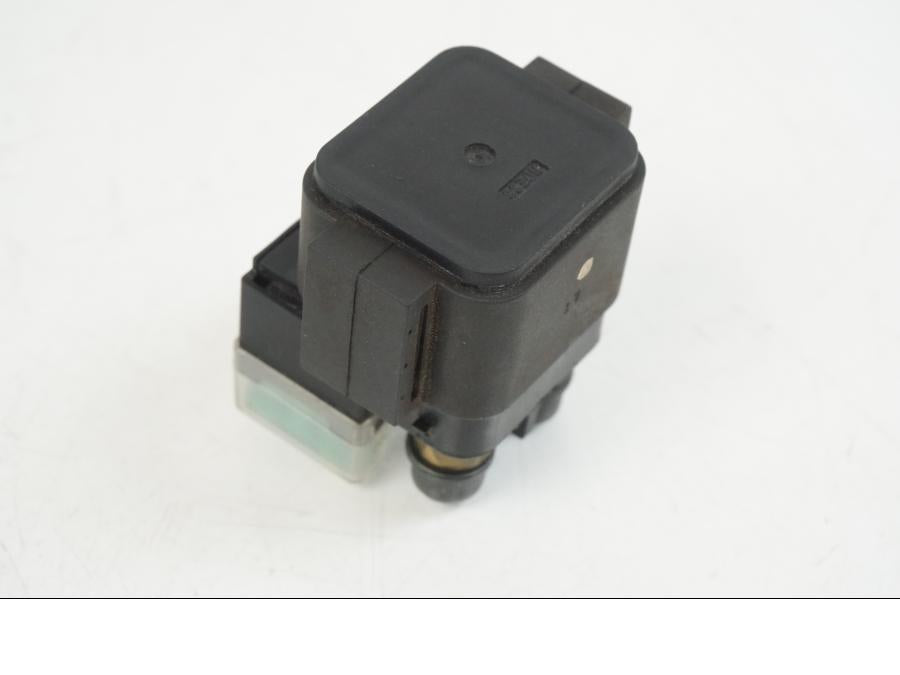 Extrabild1 på Startrelä från en Kawasaki ER-6F -2016 motorcykel.