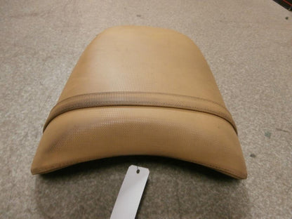 Vänster sida på Sadel från en BMW R 850 R -2003 motorcykel.