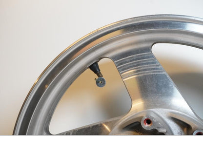 Extrabild5 på Fälg från en Kawasaki VN 1500 Classic Tourer -2000 motorcykel.