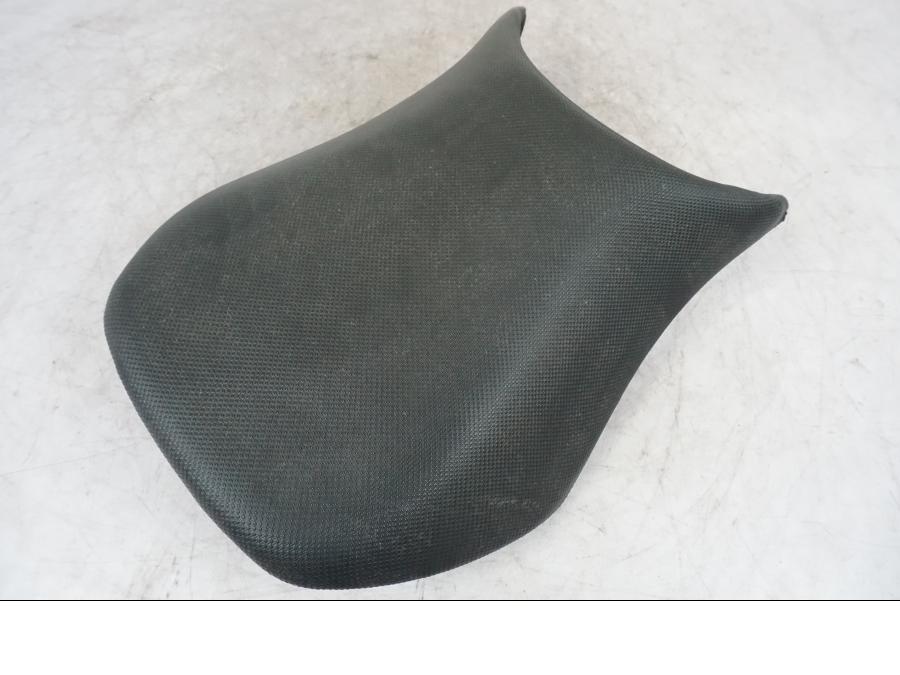 Framsidan på Sadel från en Kawasaki ZX-6R -2006 motorcykel.