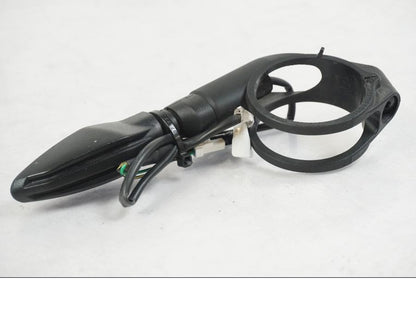 Vänster sida på Blinkers LED från en KTM 1290 Super Duke R -2022 motorcykel.