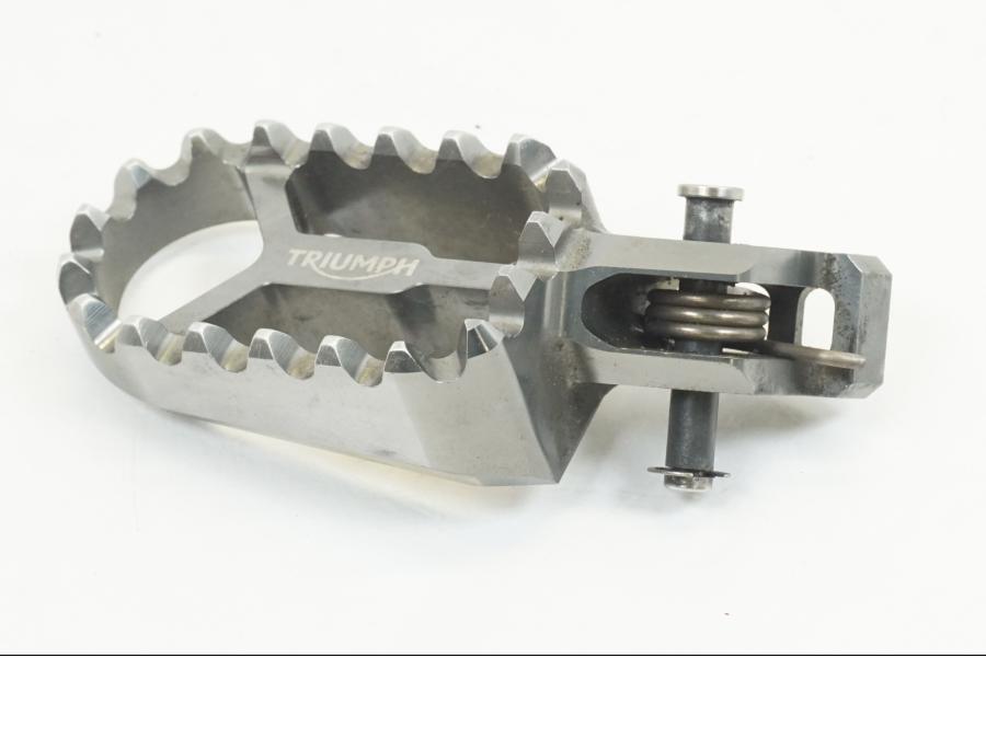 Framsidan på Fotpinne från en Triumph Tiger 1200 -2018 motorcykel.