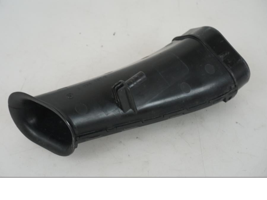 Framsidan på Luftintag från en BMW F 750 GS -2019 motorcykel.