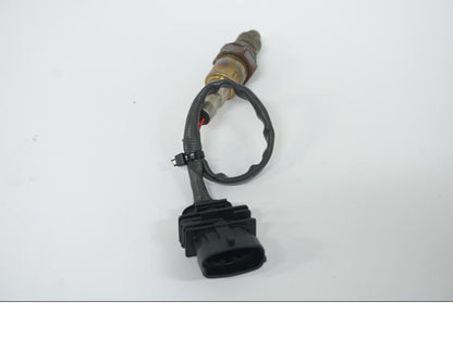 Framsidan på Lambdasond från en Ducati Desert X -2022 motorcykel.