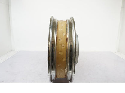 Extrabild4 på Fälg från en Suzuki VL 800 -2002 motorcykel.