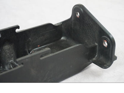 Vänster sida på Undertail från en Kawasaki ZX-6R -2011 motorcykel.