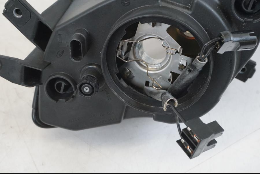 Snett uppifrån på Strålkastare från en BMW S 1000 XR -2014 motorcykel.