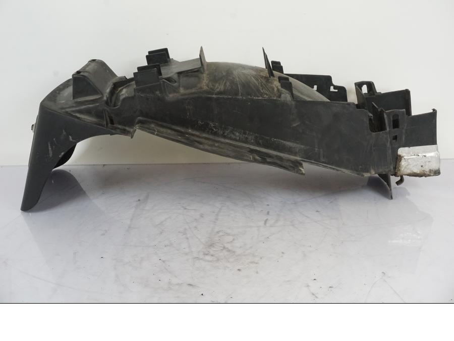 Extrabild1 på Undertail från en Honda VFR 750 -1994 motorcykel.