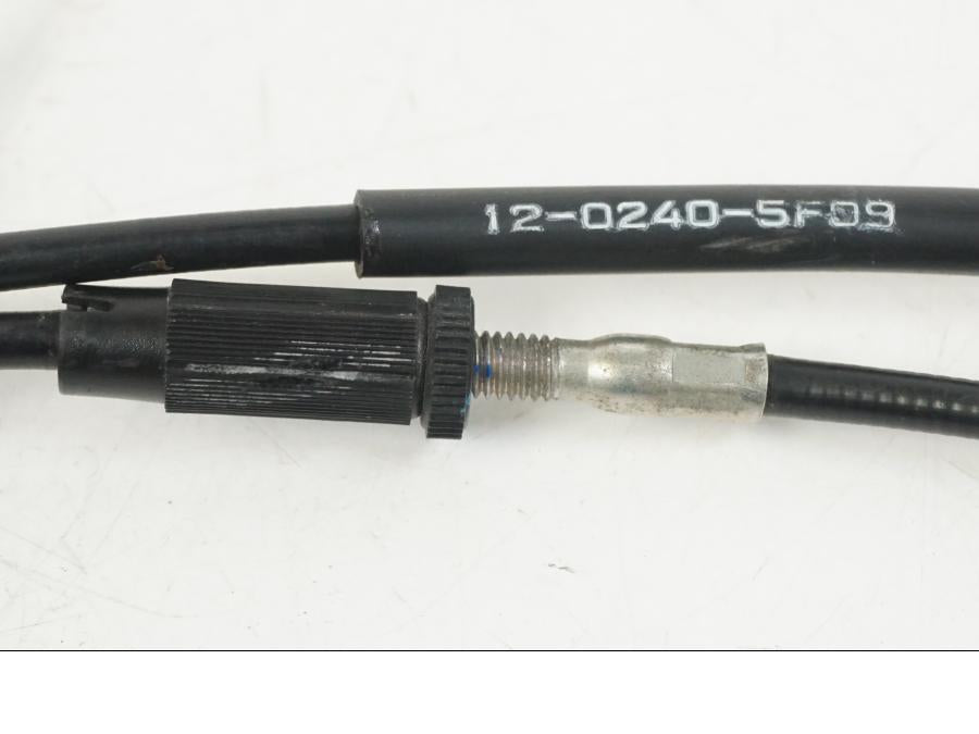 Höger sida på Gasvajer från en Kawasaki ER-6F -2016 motorcykel.