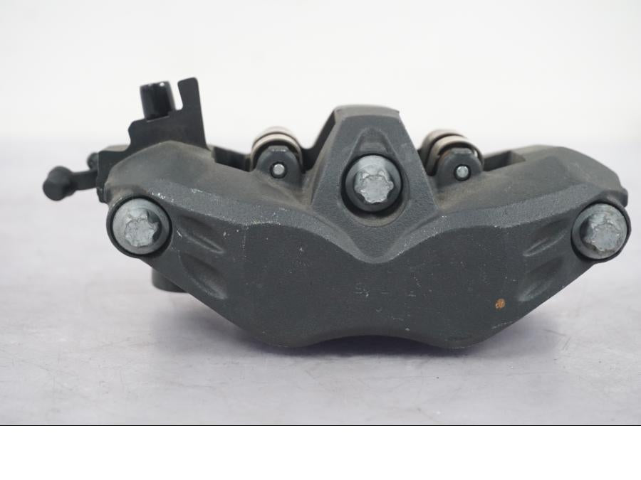 Snett uppifrån på Bromsok från en Kawasaki GTR 1400 -2008 motorcykel.