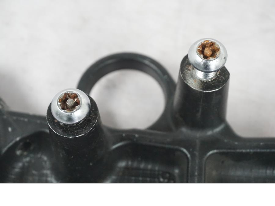 Extrabild4 på Gaffelkrona från en Suzuki GSX-R 600 -2001 motorcykel.