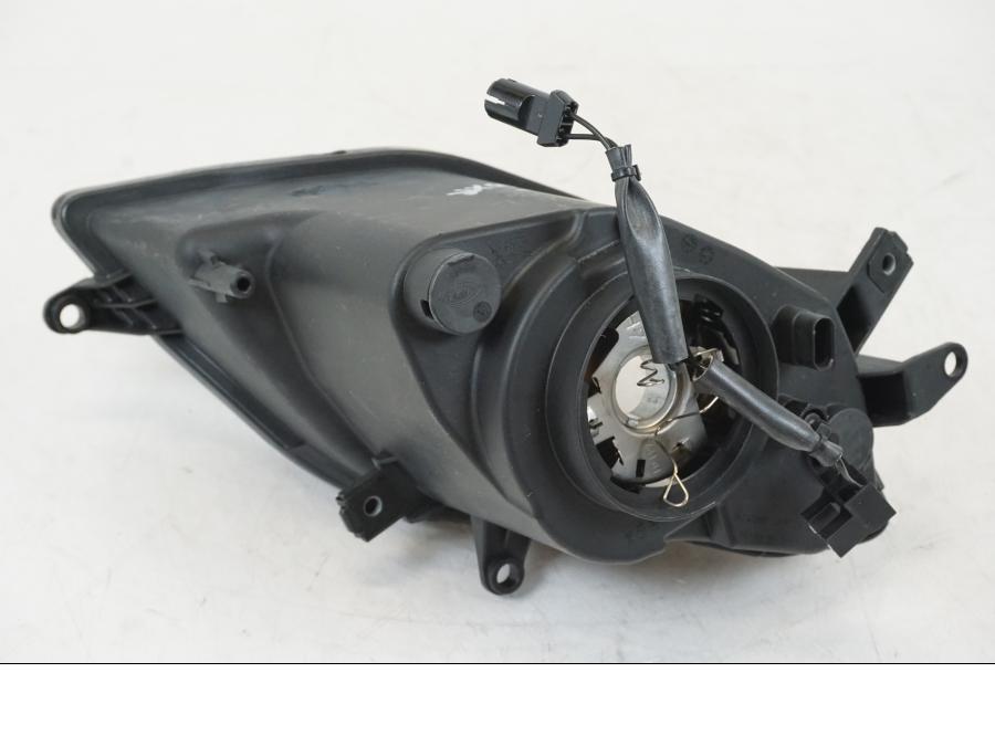 Vänster sida på Strålkastare från en BMW S 1000 XR -2014 motorcykel.