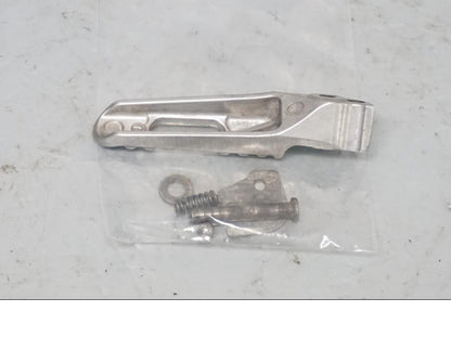 Baksidan på Fotpinne från en Honda CBR 1000 RR -2004 motorcykel.