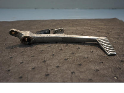 Framsidan på Bromspedal från en Honda NSR 125 -1998 motorcykel.