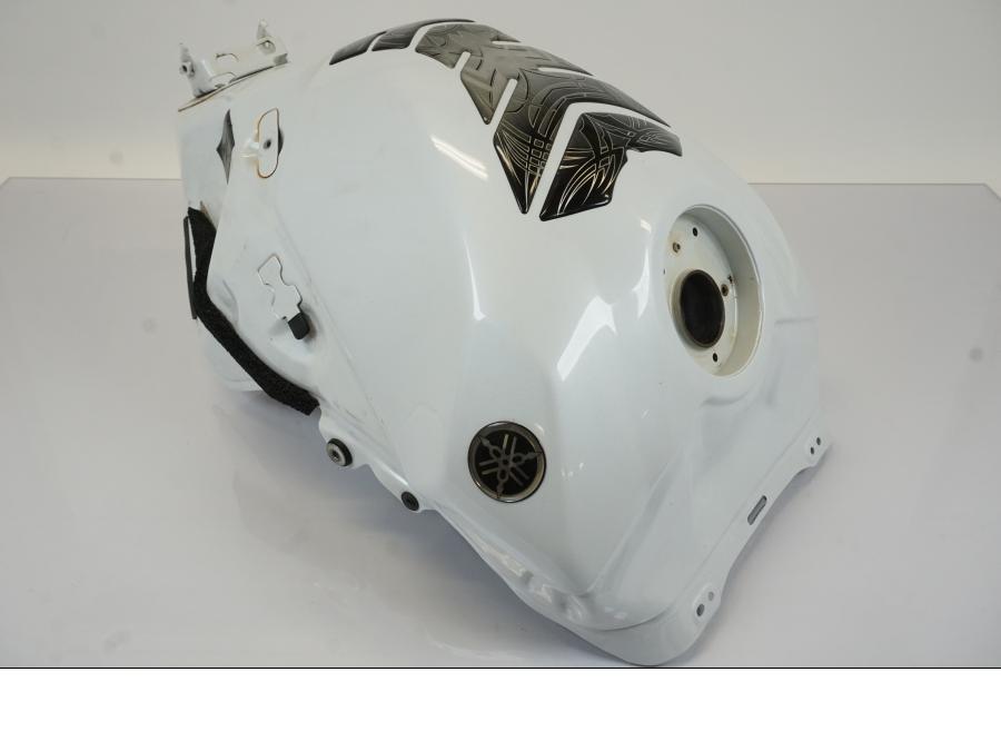 Framsidan på Bensintank från en Yamaha YZF 1000 R1 -2009 motorcykel.