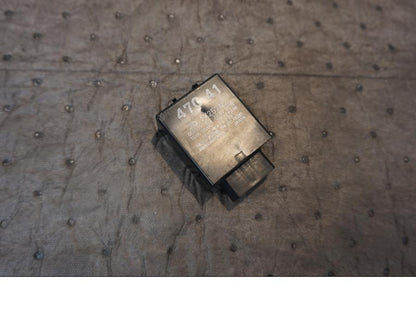 Baksidan på Blinkersrelä från en Yamaha XV 1100 -1993 motorcykel.