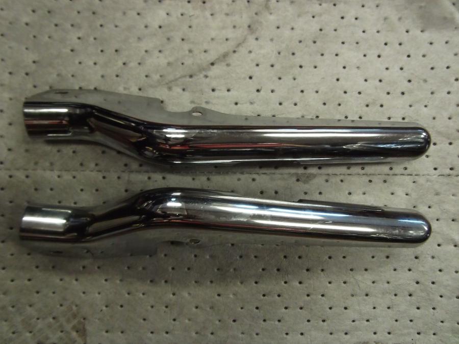 Framsidan på Bakskärmstag från en H-D Touring Road King Classic FLHRCI -2008 motorcykel.