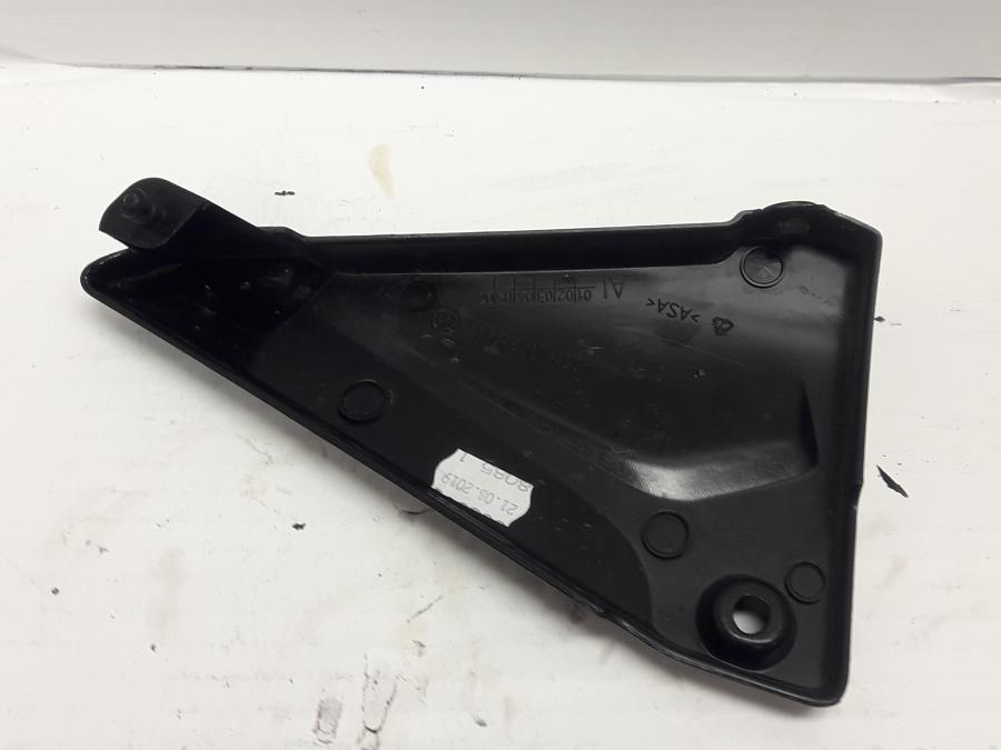 Baksidan på Sidopanel från en BMW R 1250 RS -2020 motorcykel.