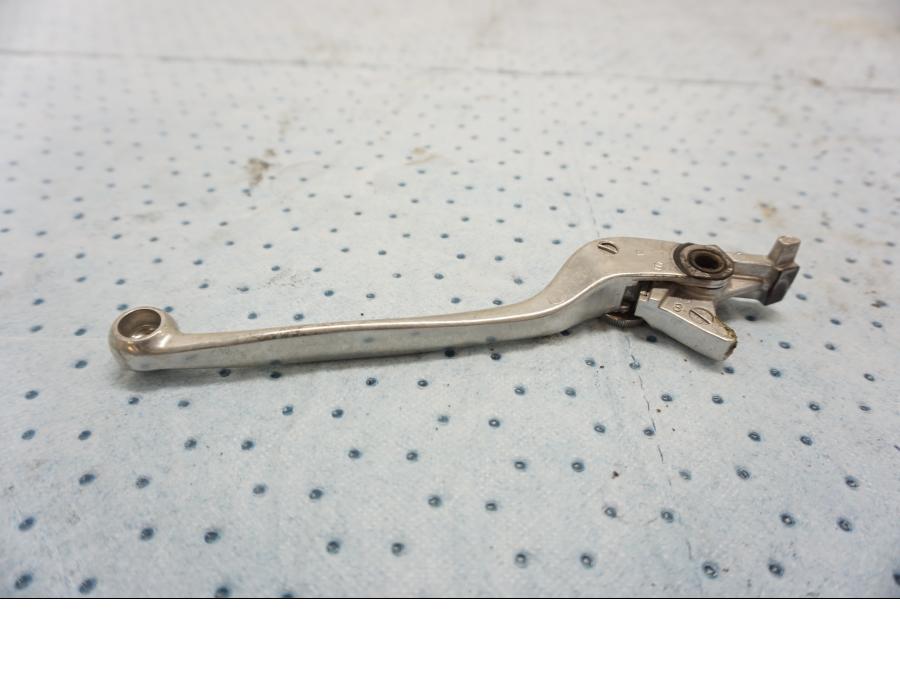 Baksidan på Bromsgrepp från en Kawasaki ZX-6R -2000 motorcykel.