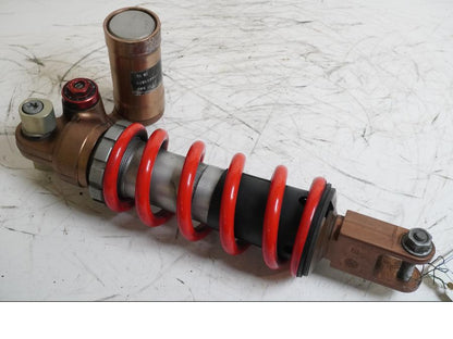 Framsidan på Stötdämpare från en BMW S 1000 RR -2010 motorcykel.