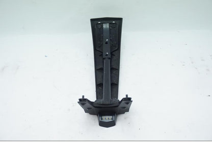 Vänster sida på Skylthållare från en KTM RC 390 -2019 motorcykel.