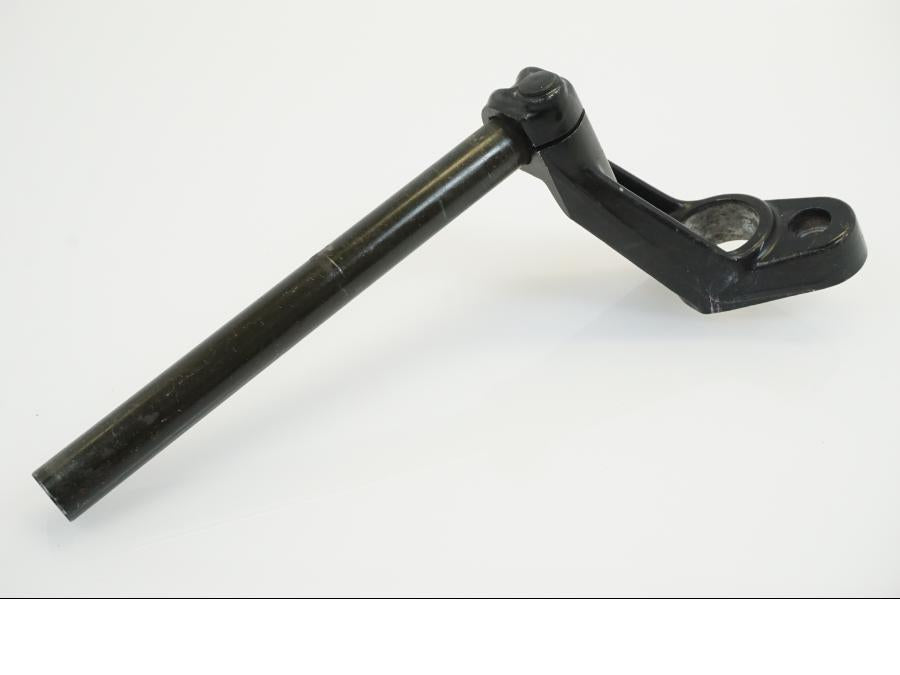 Framsidan på Styre från en Suzuki GSX 550 ES -1985 motorcykel.