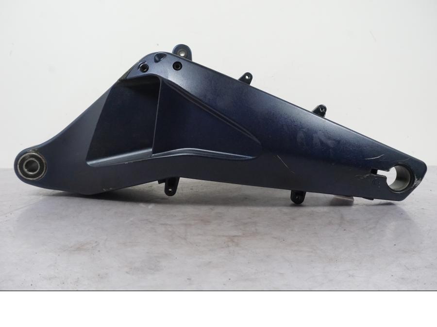 Baksidan på Sving från en Buell 1125 R -2008 motorcykel.