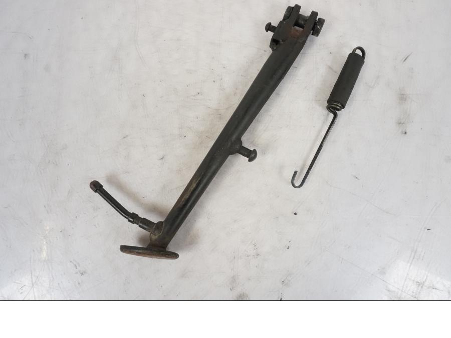 Framsidan på Sidostöd från en Kawasaki ER-6F -2010 motorcykel.