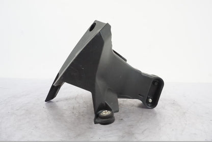 Höger sida på Toppkåpstag från en Yamaha YZF-R 125 -2008 motorcykel.