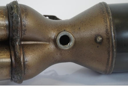 Extrabild3 på Avgassystem från en Triumph Trident -2021 motorcykel.