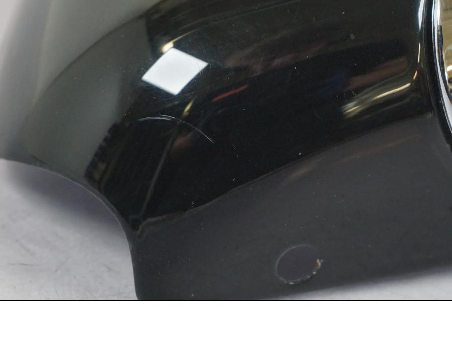 Snett uppifrån på Sidopanel från en H-D Sportster 883 XL -2007 motorcykel.