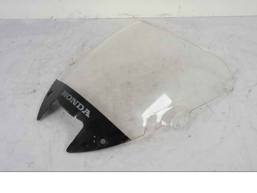 Framsidan på Vindruta från en Honda VTR 1000 F -1997 motorcykel.