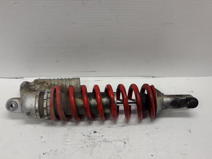 Baksidan på Stötdämpare från en Husqvarna TE 630 -2011 motorcykel.