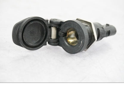 Höger sida på El uttag 12 V från en BMW R 1250 GSA -2021 motorcykel.