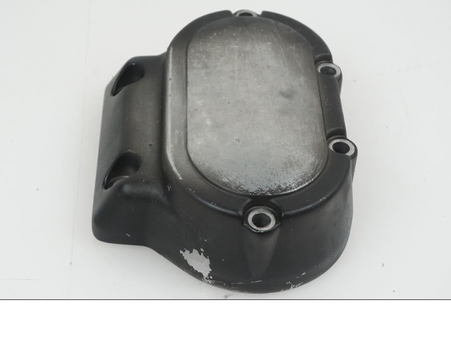 Baksidan på Kopplingskåpa från en H-D Electra Glide FLHT -2005 motorcykel.